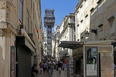 Eine Strasse in Lissabon