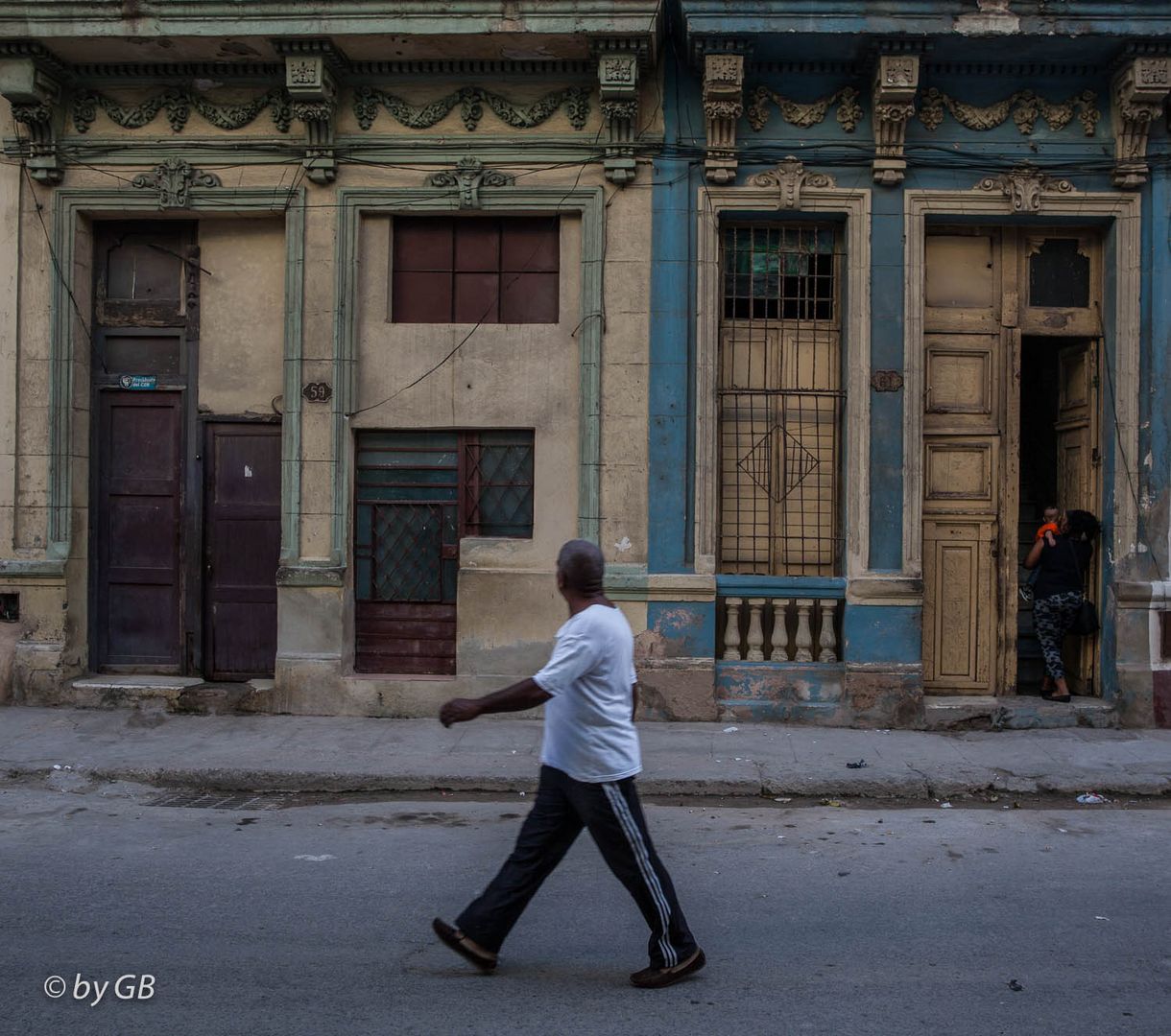 Eine Straßenszene in Havanna