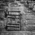 Eine Tür, die ins Mittelalter führt