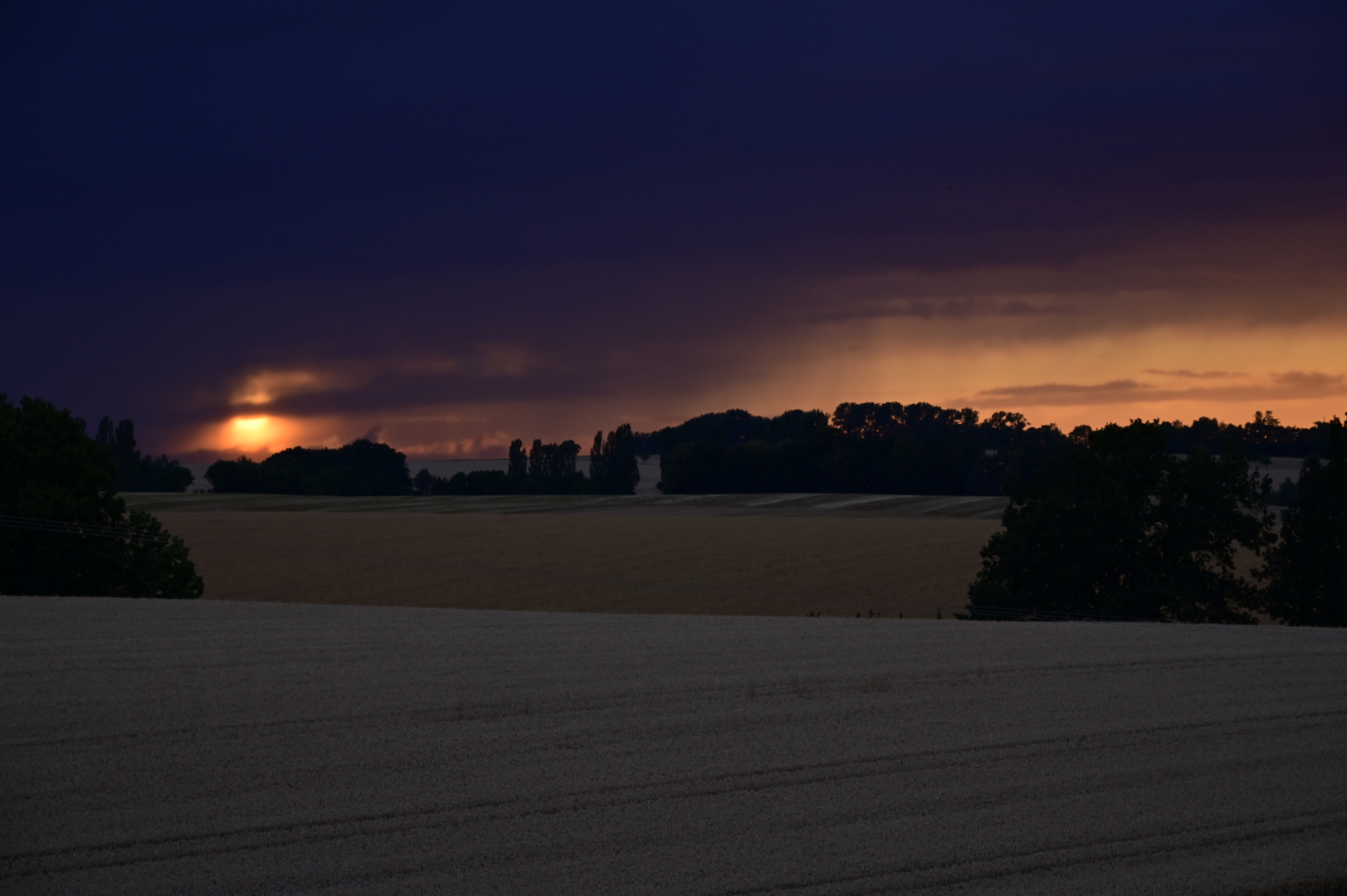 Eine Unwetterfront baut sich auf...