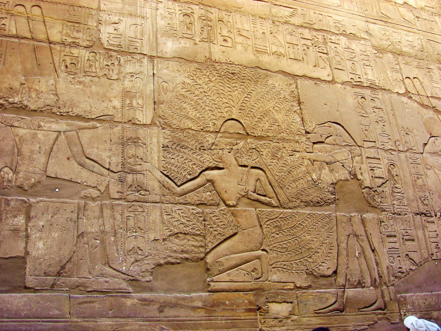 eine Wand im Karnak Tempel