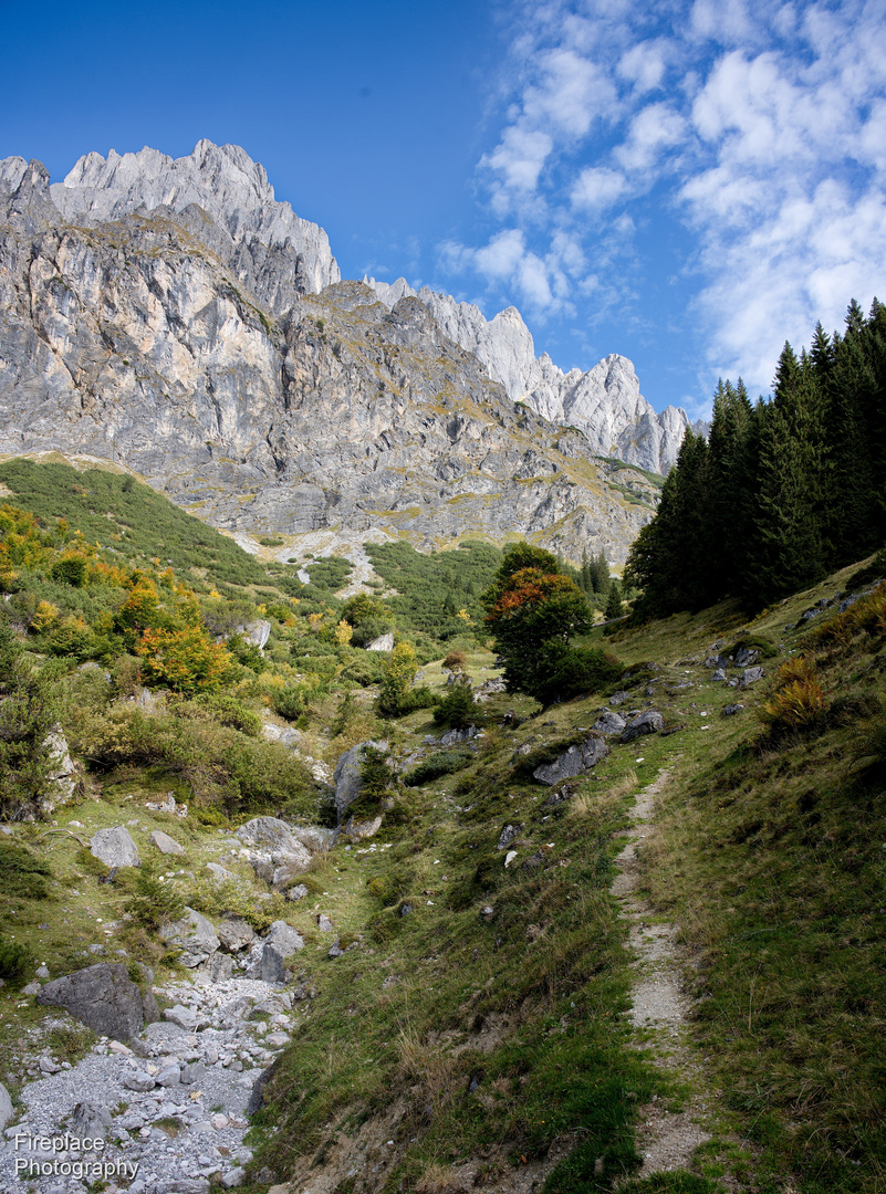 Eine Wanderung zu den Riedinger Wasserfällen