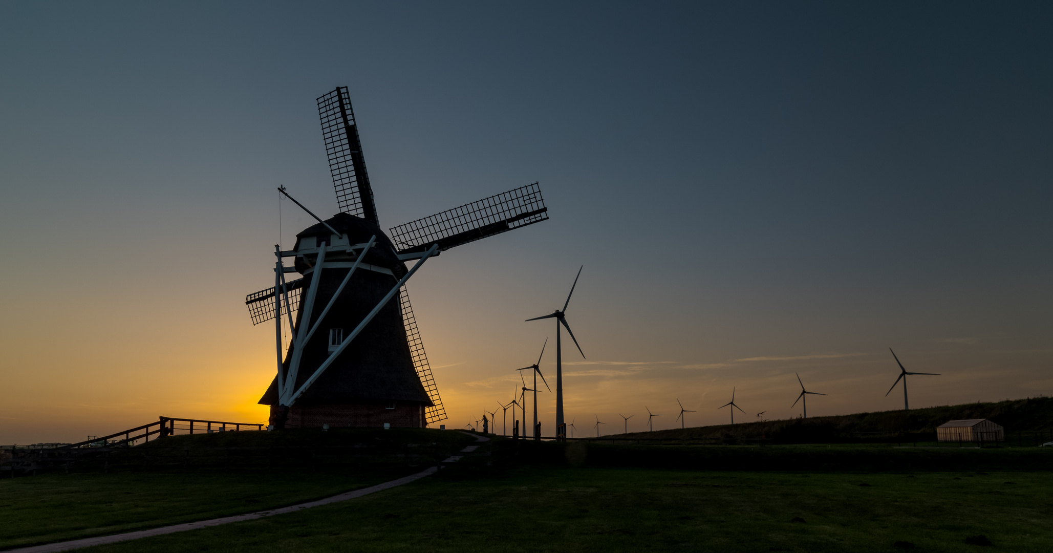 ***     eine windmühle .........        ***