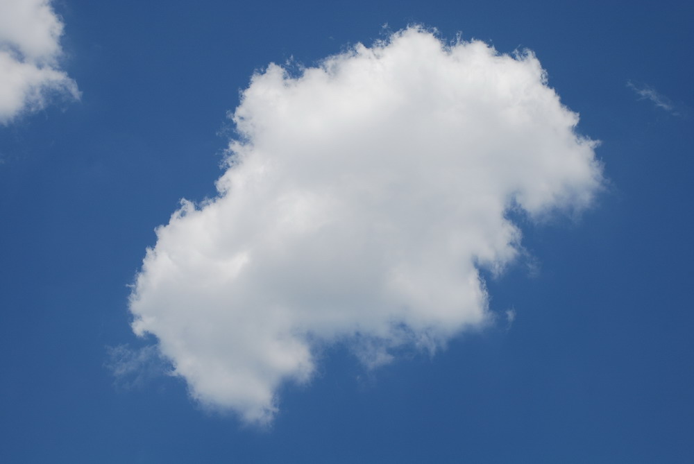 Eine Wolke Foto & Bild himmel, wolken, himmel & universum Bilder auf