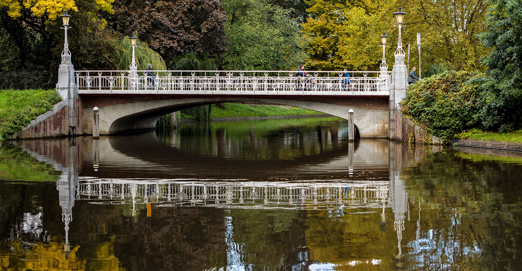 Eine wunderschöne Brücke in Utrecht