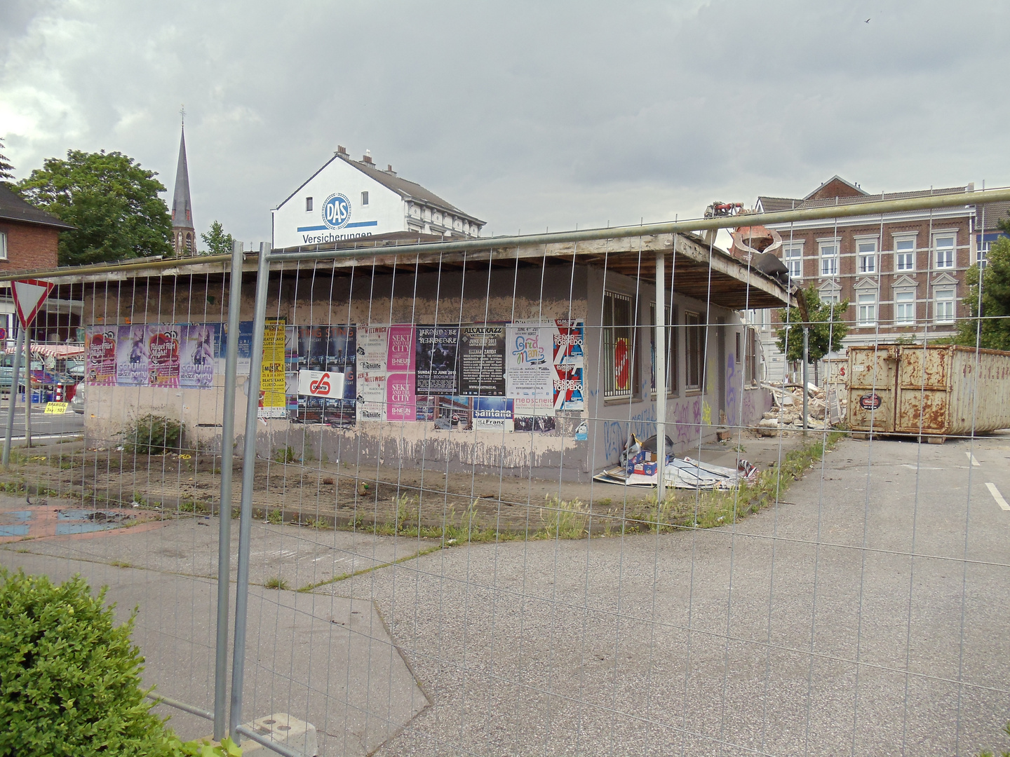 eine zollstation (früher stetige passkontrollen) muss weichen