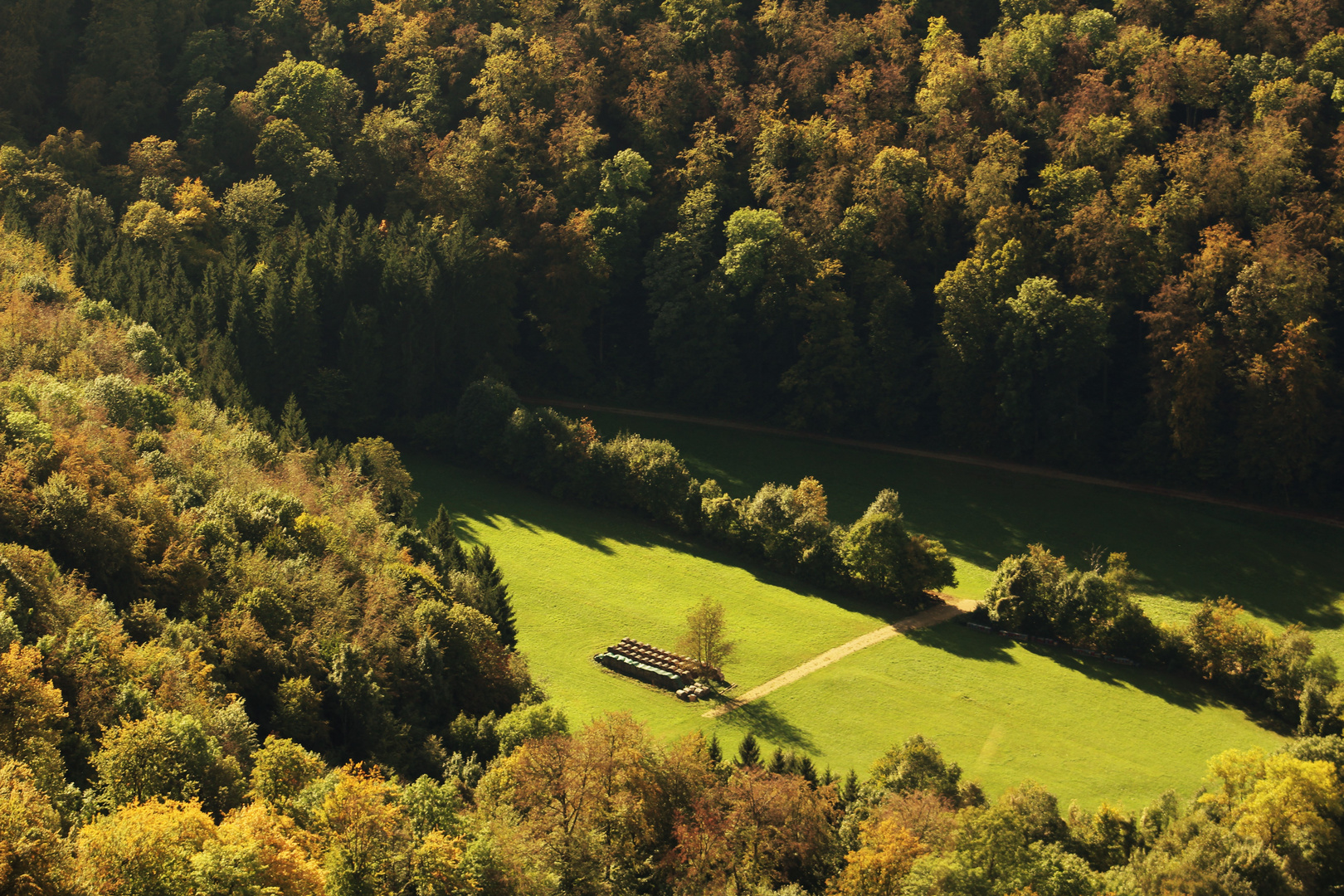 einen Blick ins Tal