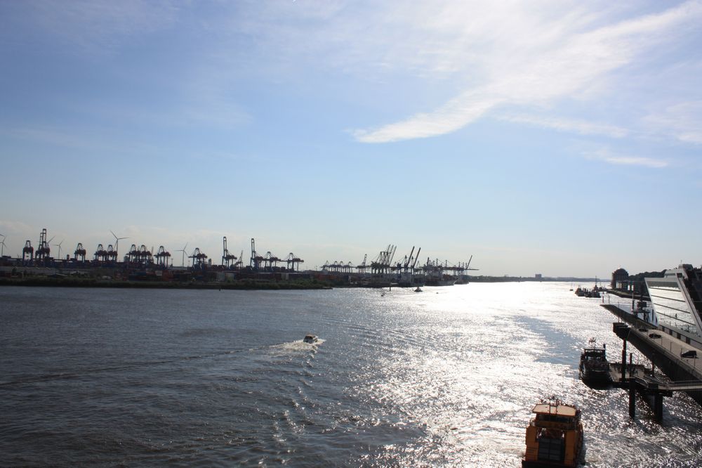 einen Tag vor der Abreise im Hamburger Hafen