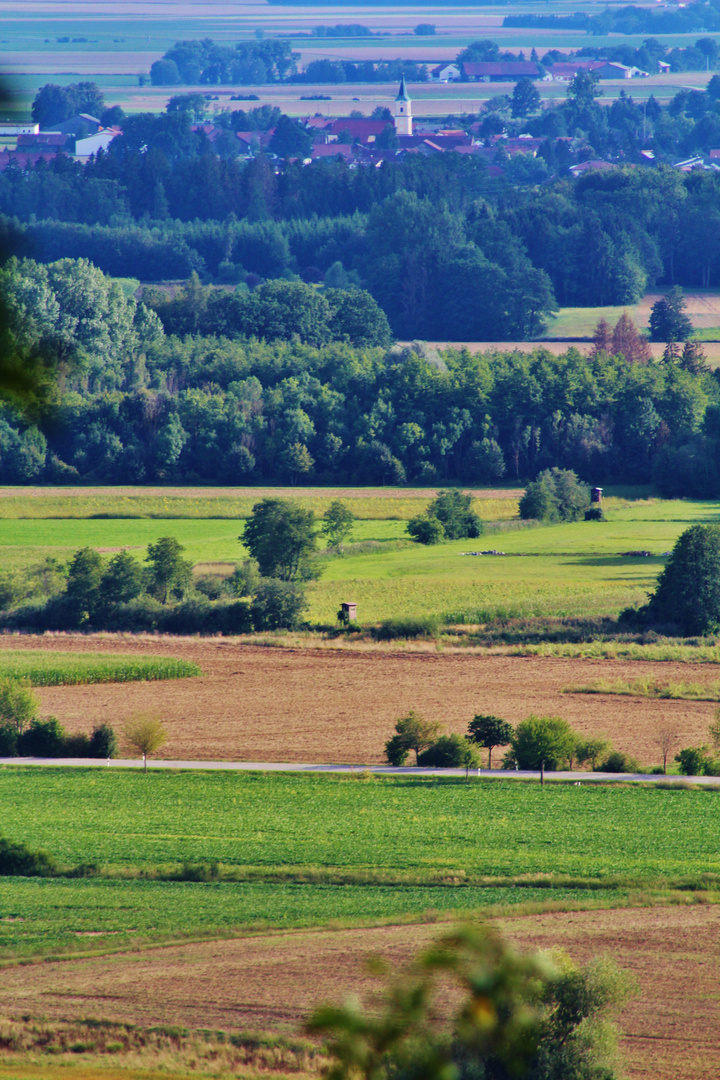 einen weiten Blick über s bayrische Land werfen