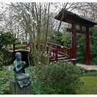 einer der Eingänge im japanischen Garten in Leverkusen I