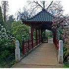 einer der Eingänge im japanischen Garten in Leverkusen II