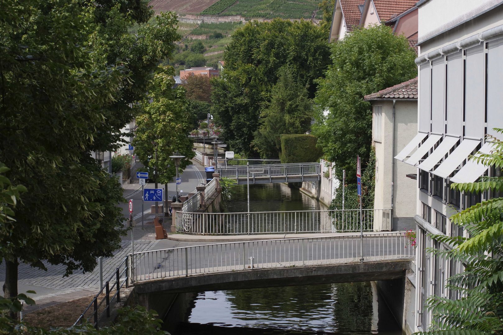 ...einer der Neckarkanäle