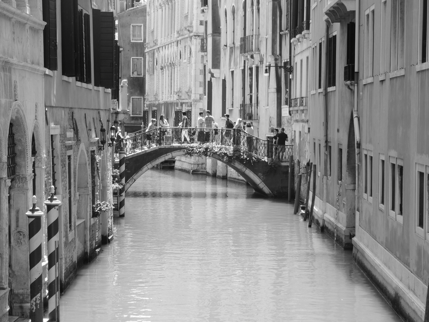 Einer von vielen kleinen Kanälen in Venedig
