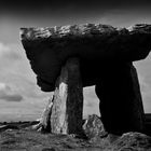 Eines der hunderte Dolmen in Irland