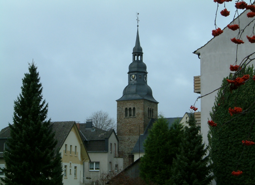 Einfach mal die Kirche (mitten) im Dorf lassen.