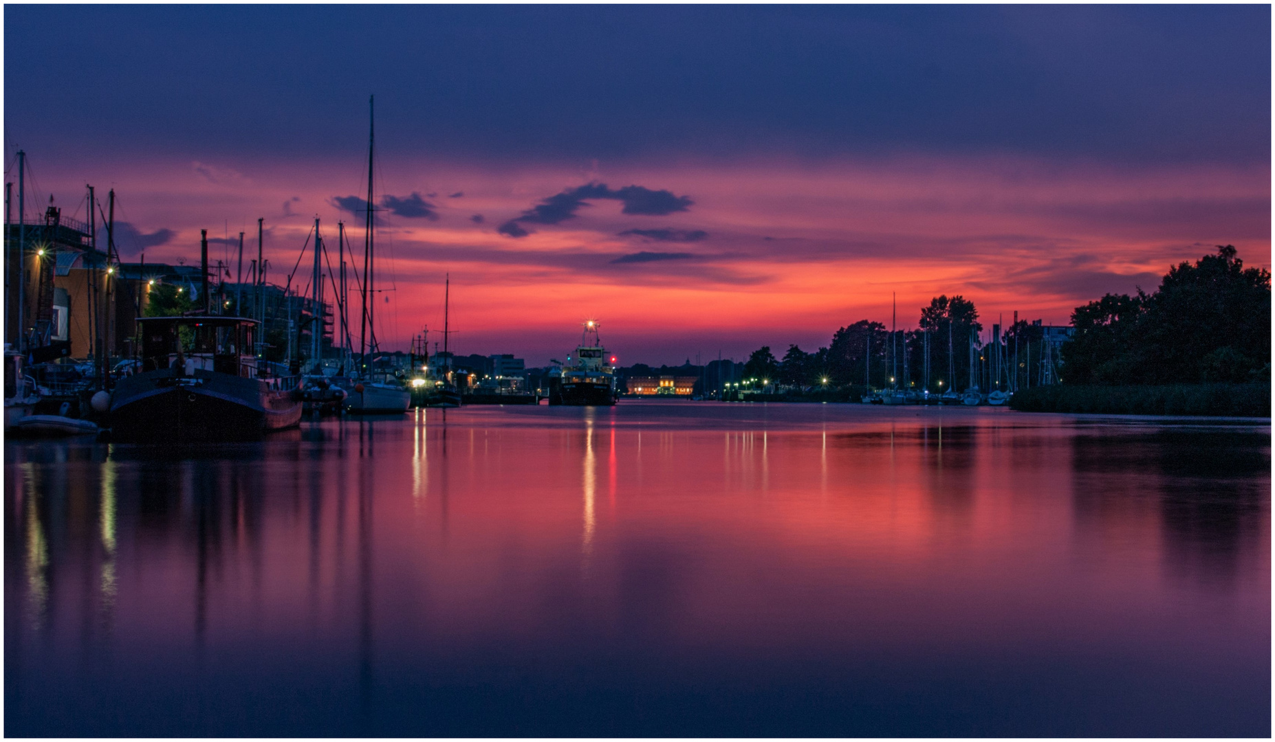 Einfach mal ein Sonnenuntergang in Kiel ...