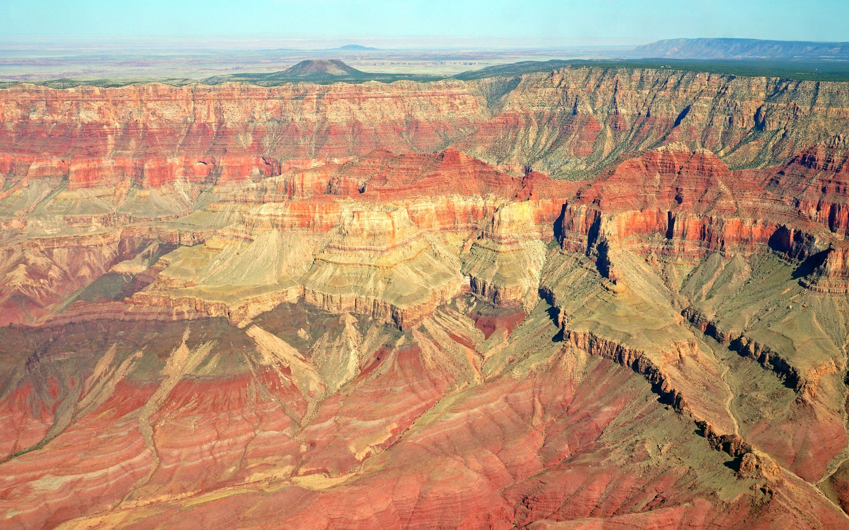 Einfach mal in den Grand Canyon geblickt.