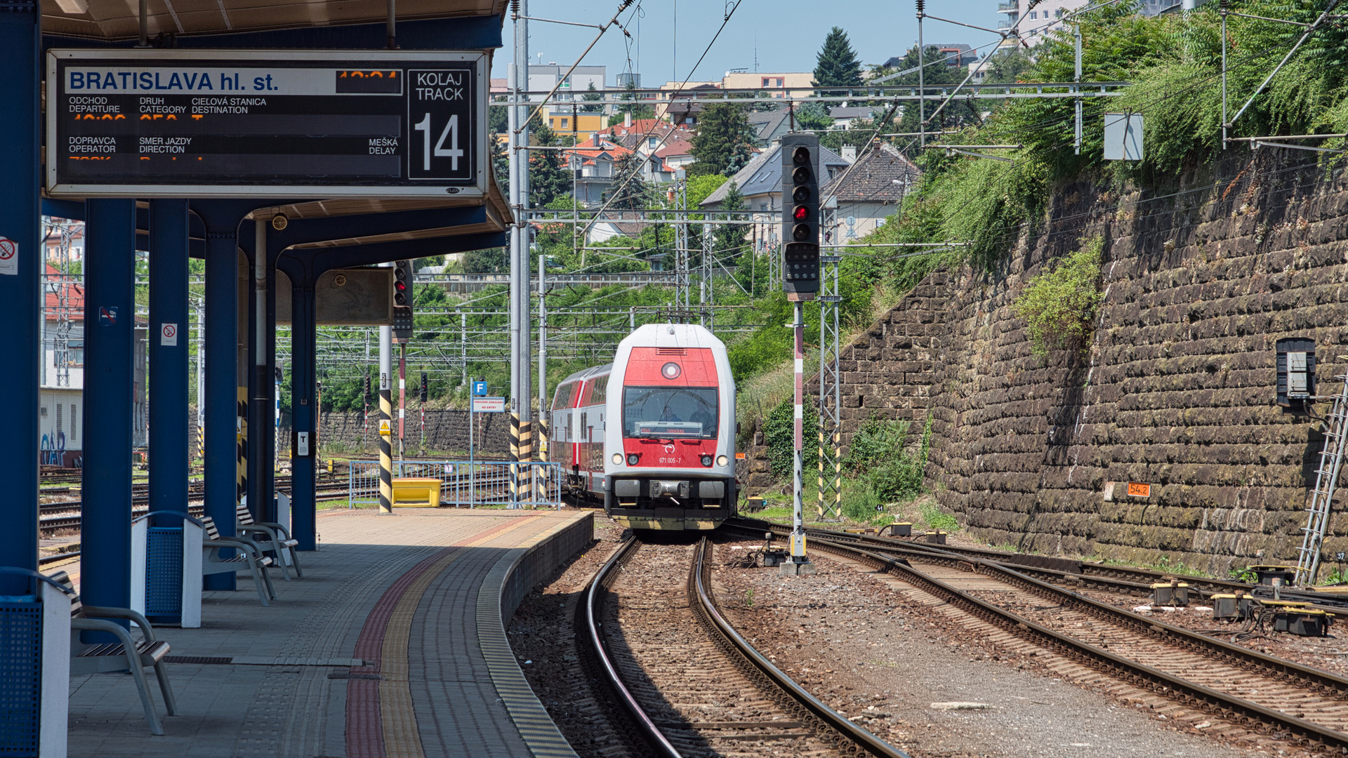 Einfahrt Bratislava hl. st.