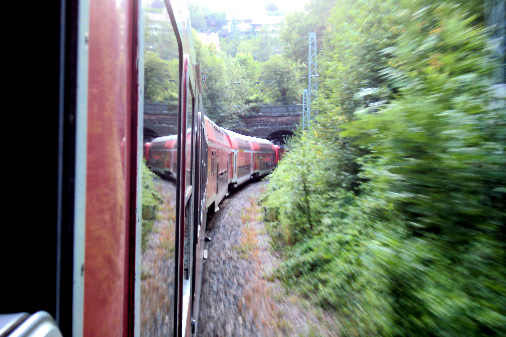 Einfahrt der RB 31618 in der 558m langen Lorettotunnel bei Freiburg