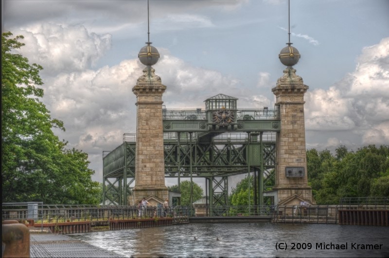 Einfahrt des alten Schiffhebewerkes Henrichenburg im HDR