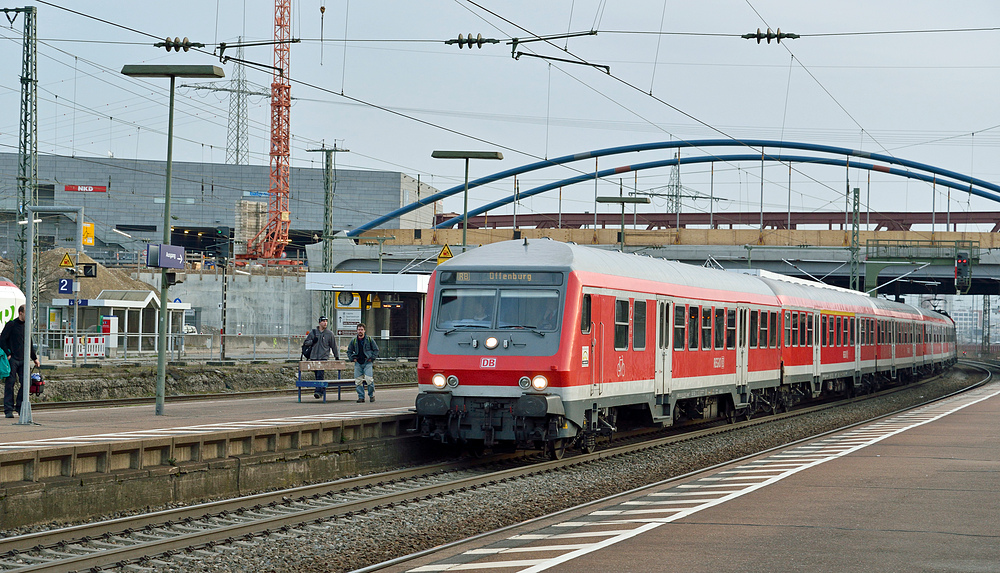 Einfahrt des RB Basel-Bad.Bf nach Offenburg