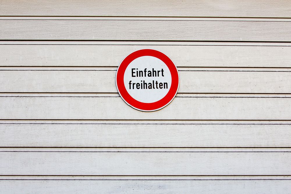 Einfahrt freihalten