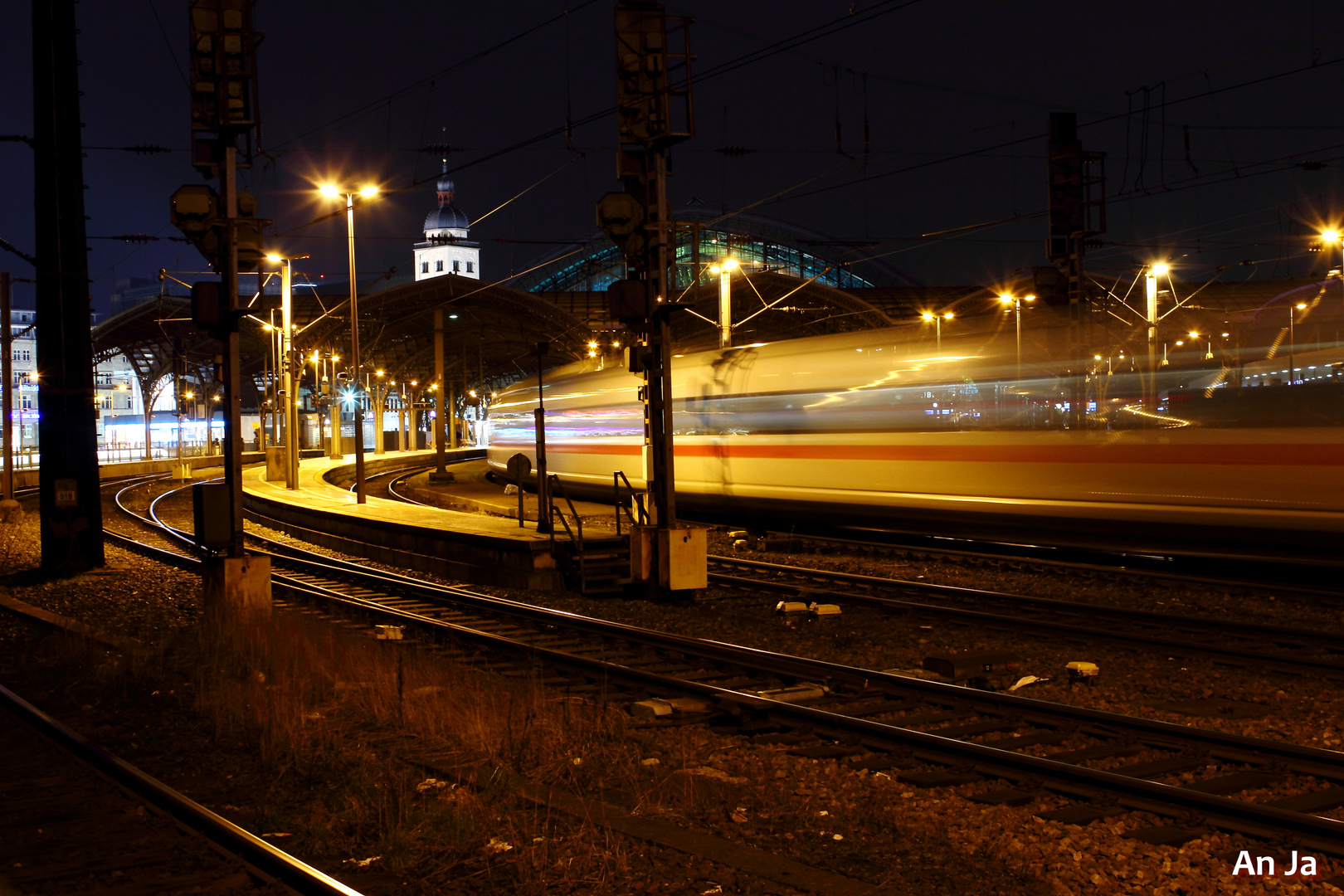 Einfahrt ICE Hauptbahnhof Köln