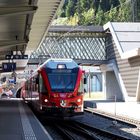 Einfahrt in den Bahnhof Arosa