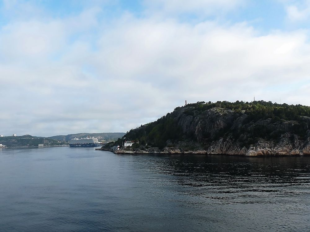 Einfahrt in den Hafen von Kristiansand /Norwegen