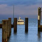 Einfahrt in den Hooksieler Hafen