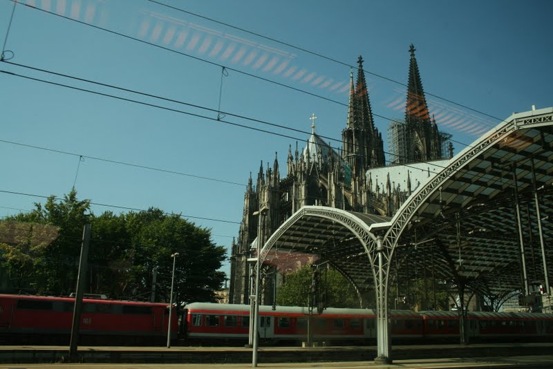 Einfahrt in den Kölner Hbf