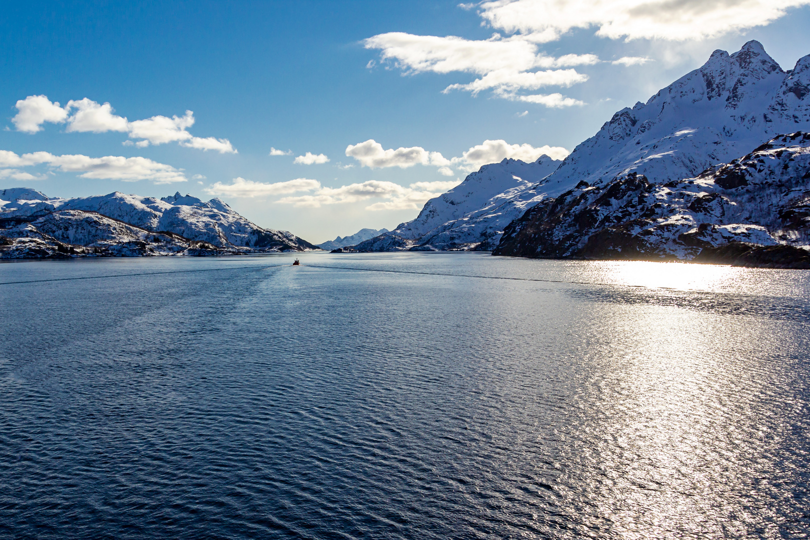 Einfahrt in den Raftsund