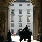 Einfahrt in die Hofburg