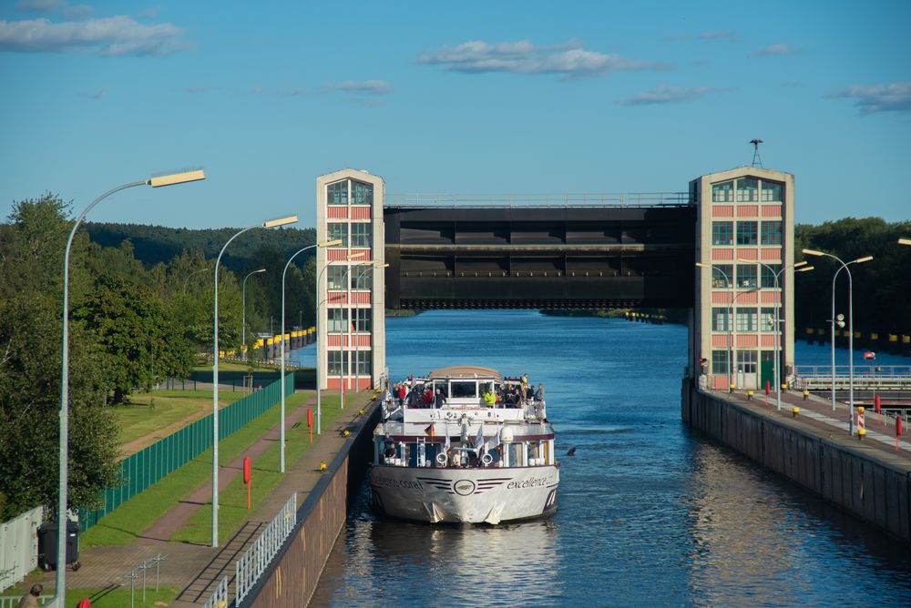 Einfahrt in die Schleuse Geesthacht