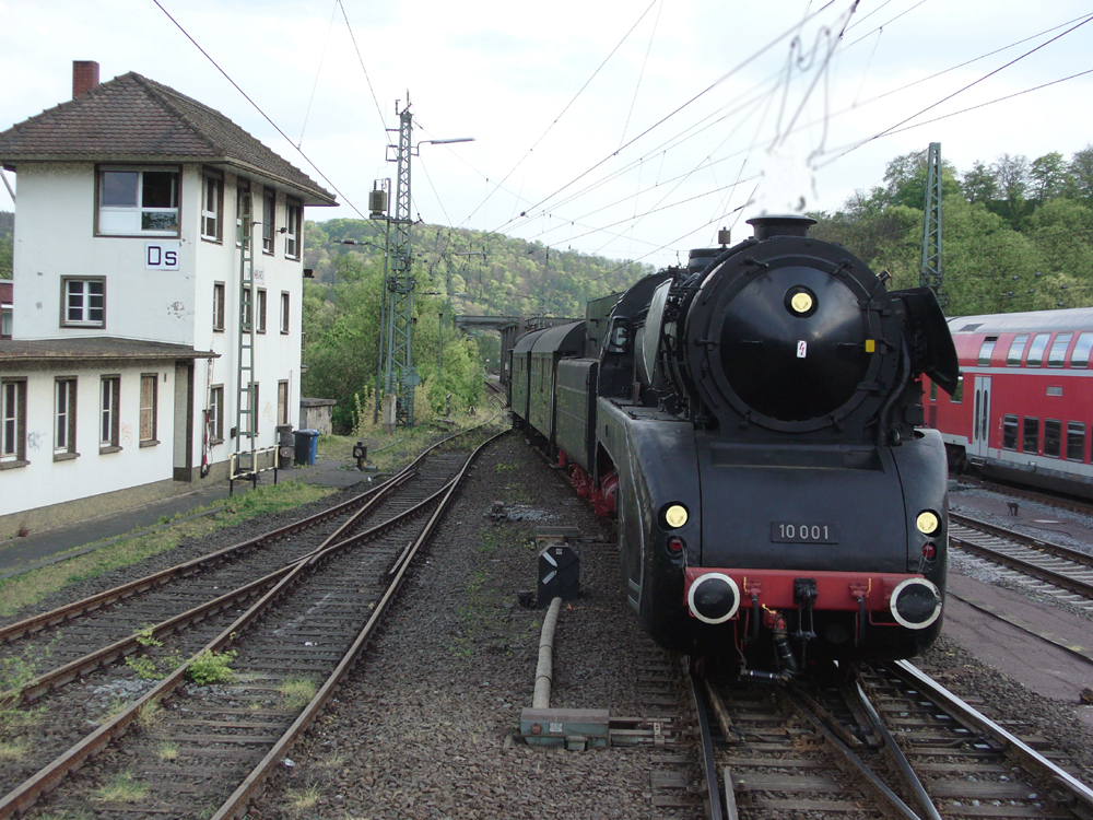 Einfahrt in Dillenburg