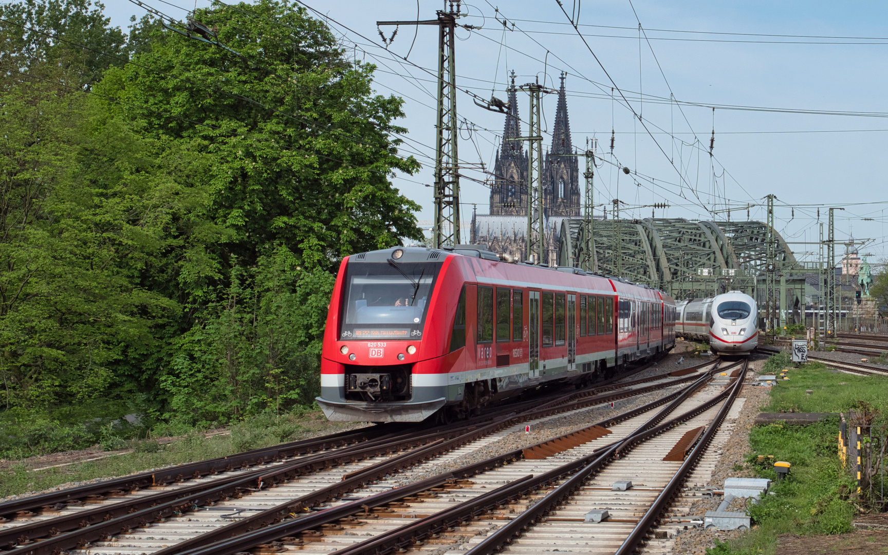 Einfahrt in Köln-Deutz