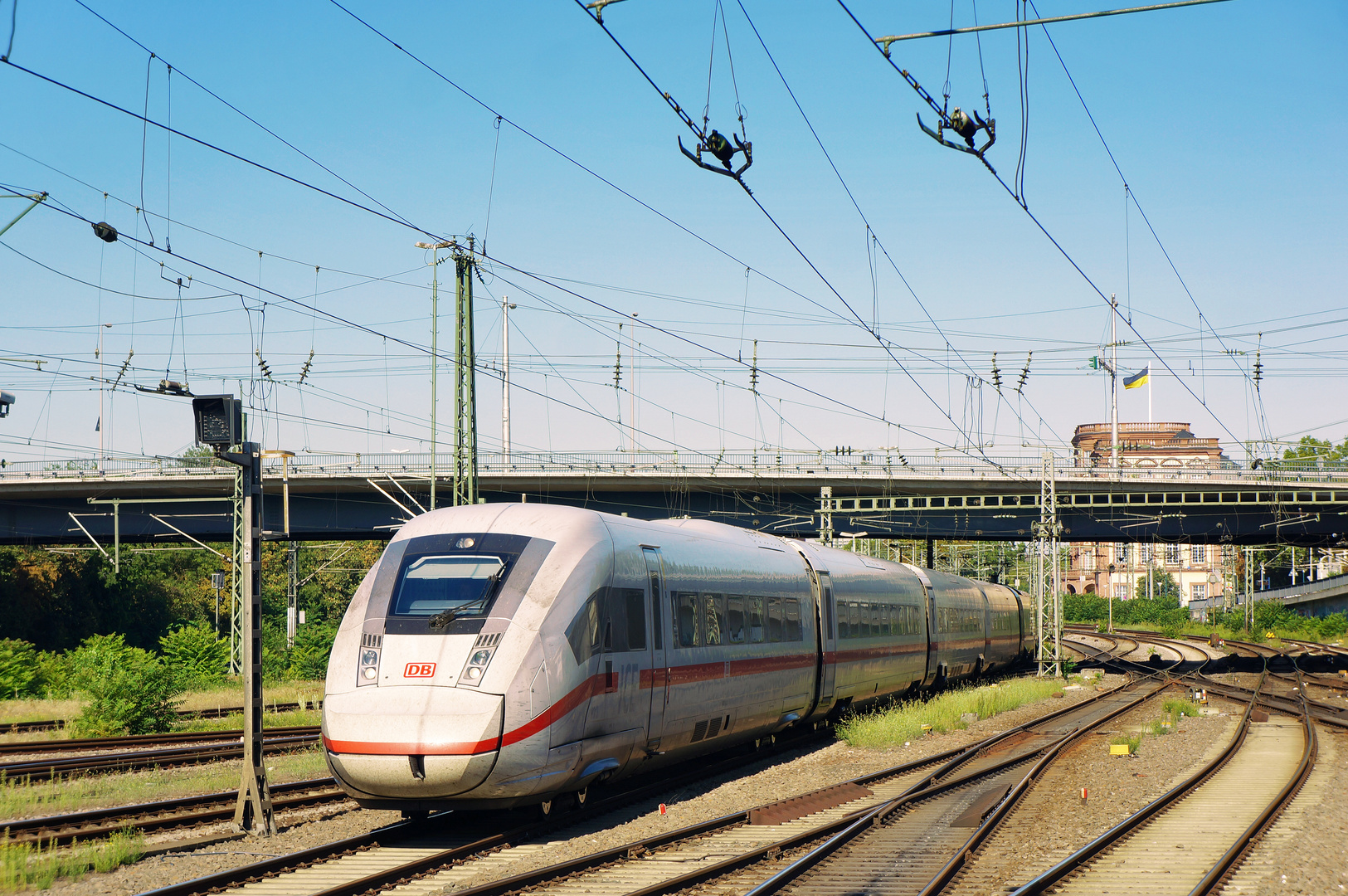 Einfahrt in Mannheim Hbf