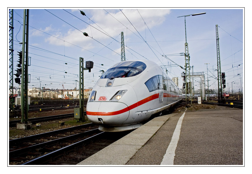 Einfahrt in Stuttgart HBF