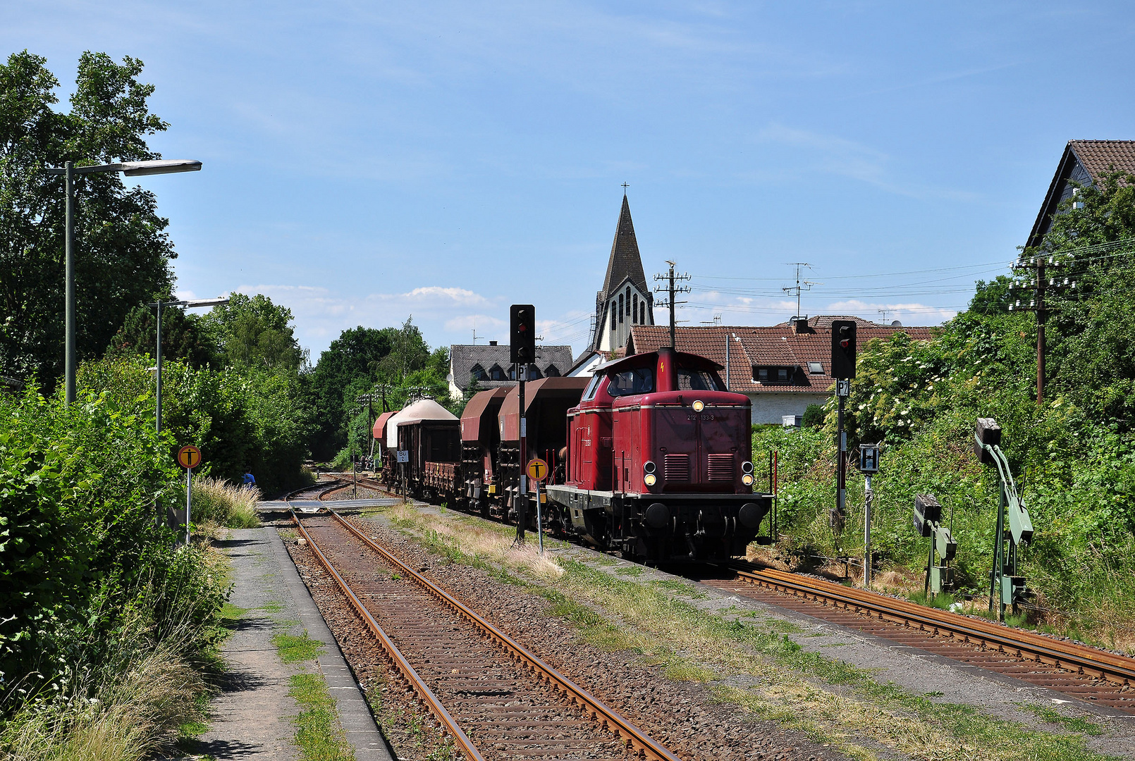 Einfahrt in Wetter (Hessen)