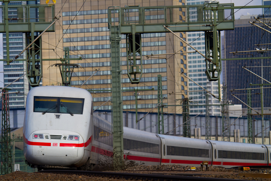 Einfahrt nach Mainhatten