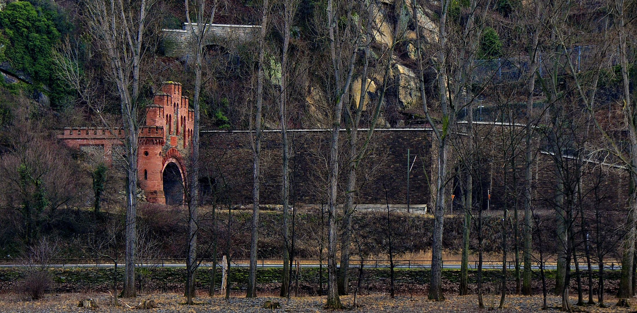 Einfahrt Tunnel Loreley