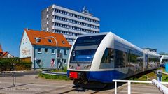 EINFAHRT WOLGAST HAFEN VON SWINOUJSCIE KOMMEND