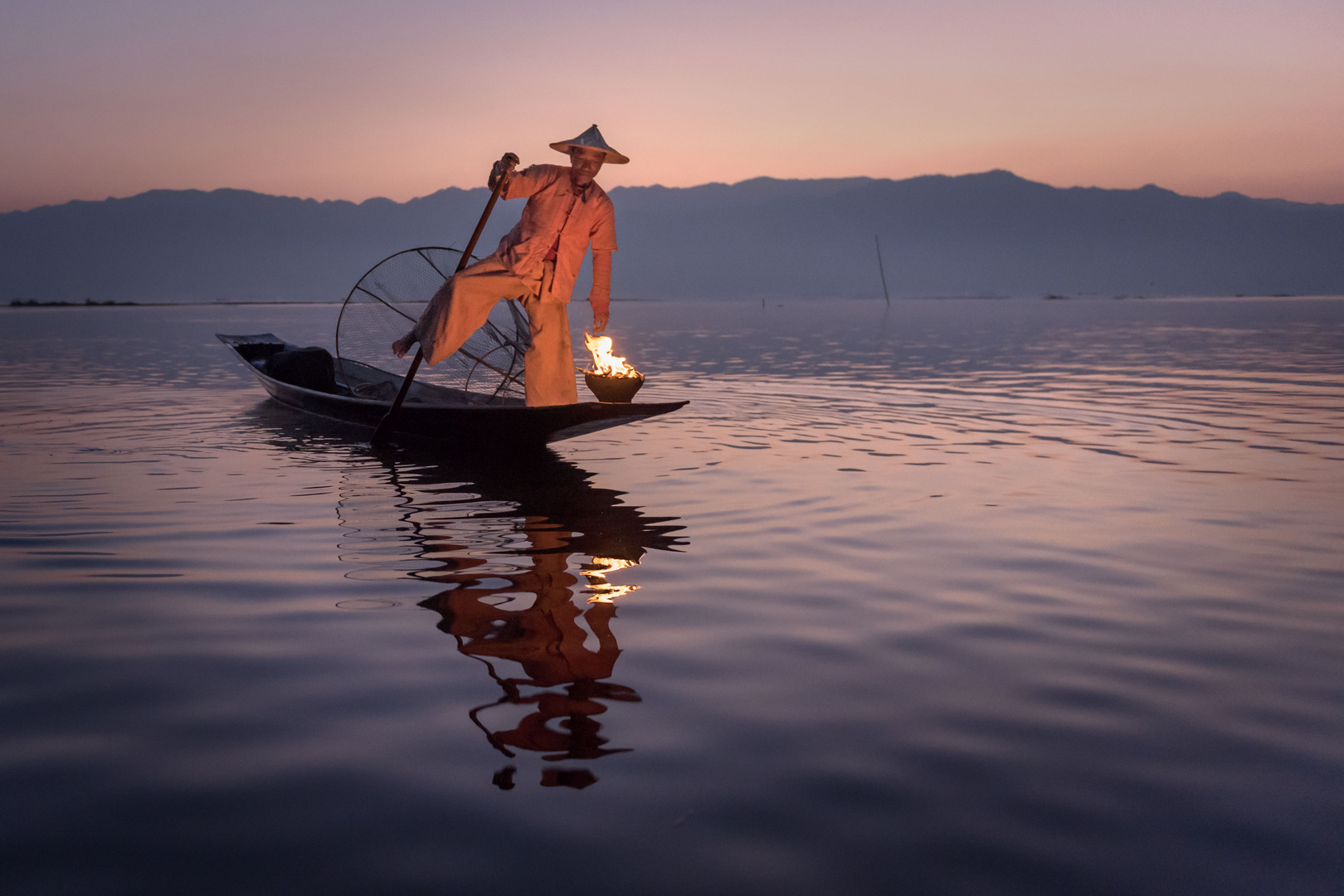 Einfußruderer am Inle See