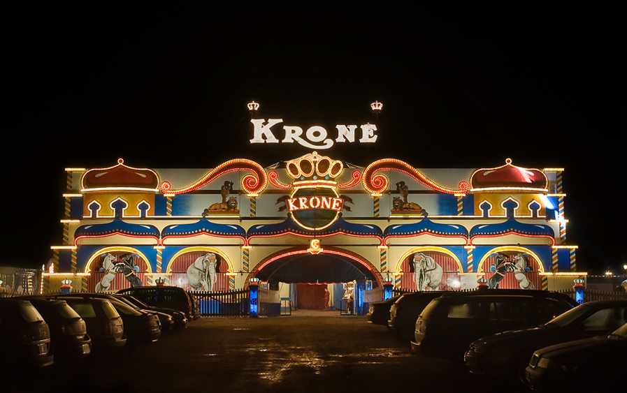 Eingang Circus Krone