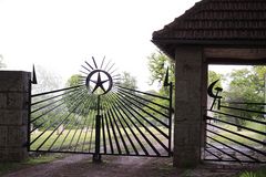 Eingang denkmalgeschützter ehem.sowjetischer Friedhof bei Weimar