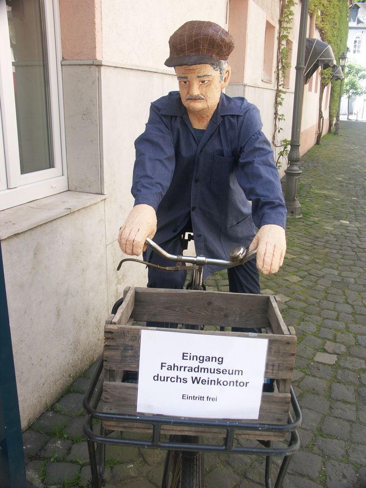 EINGANG FAHRRADMUSEUM