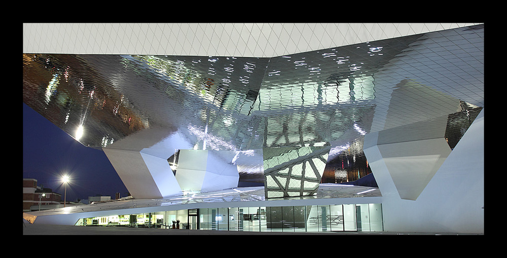 Eingang Porsche Museum