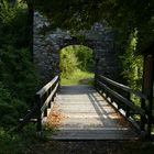 Eingang Ruine Haichenbach in Farbe