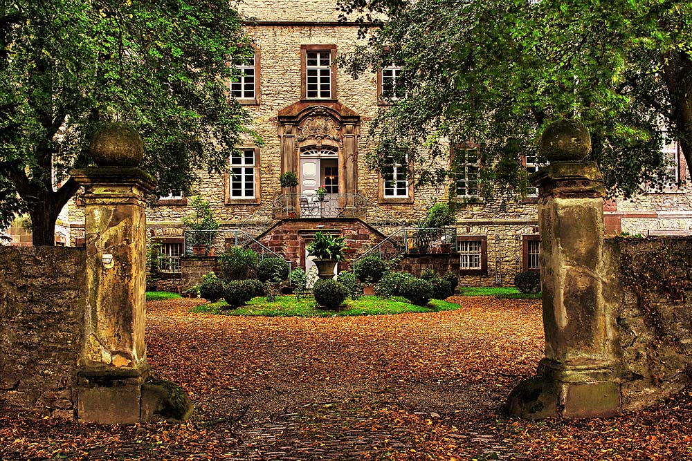 Eingang Schloß Welda bei Warburg