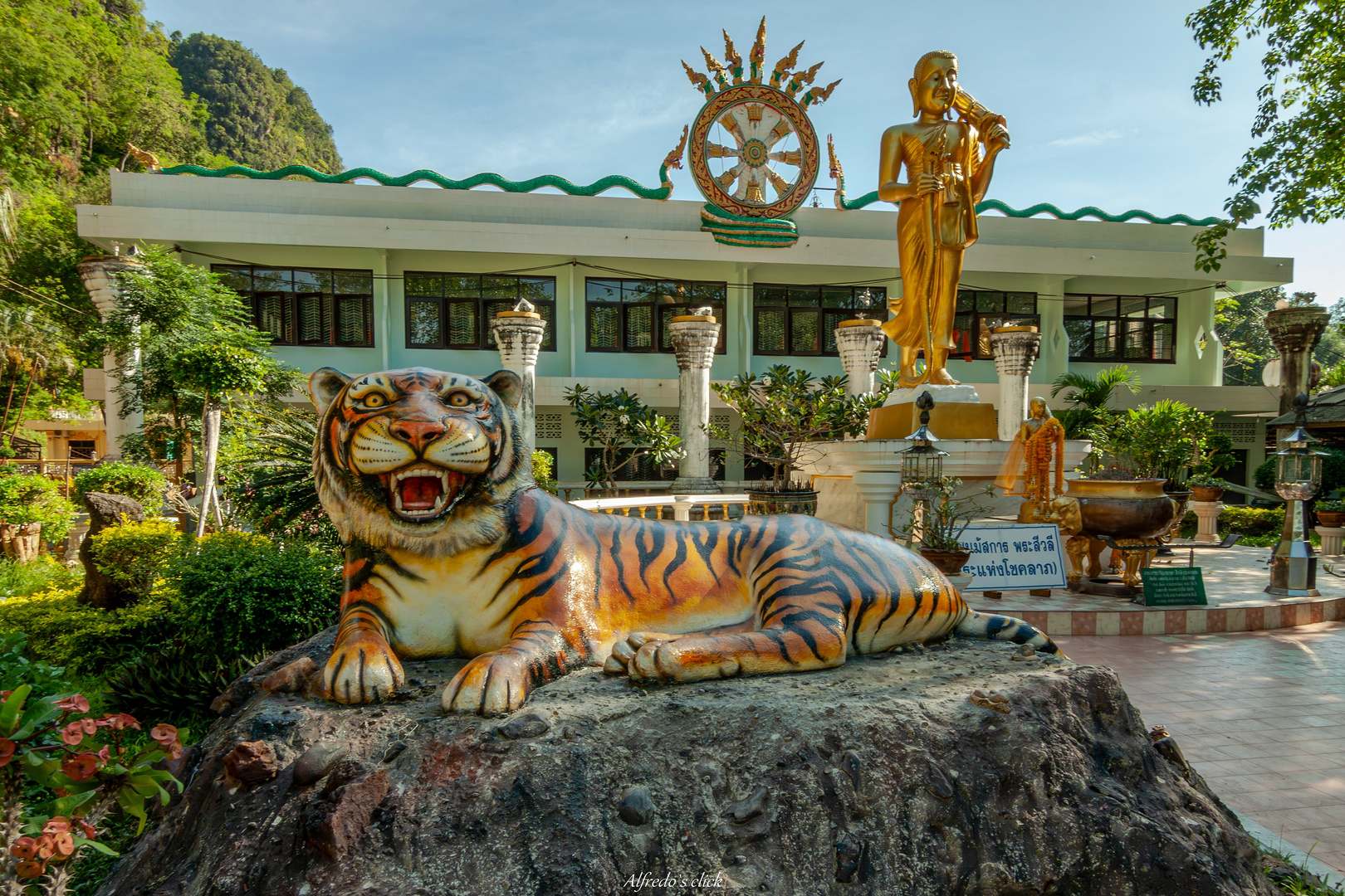 Eingang Tiger Cave Tample